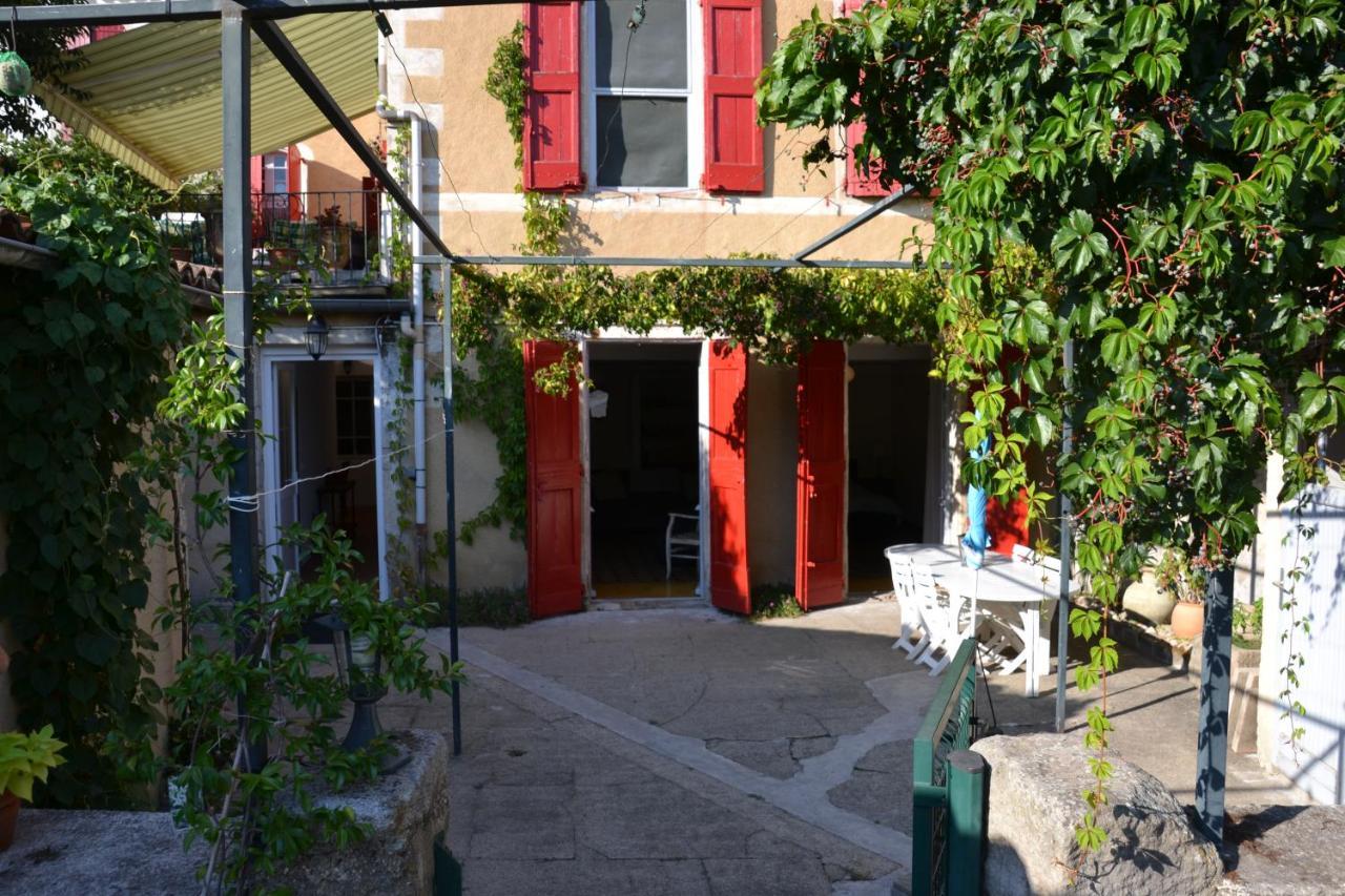 St Jean Du Gard : Spacious Apartment With Use Of Pool 생장뒤가르 외부 사진
