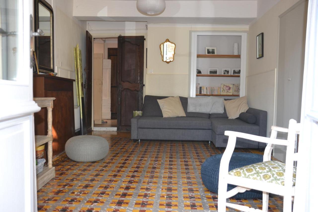 St Jean Du Gard : Spacious Apartment With Use Of Pool 생장뒤가르 외부 사진