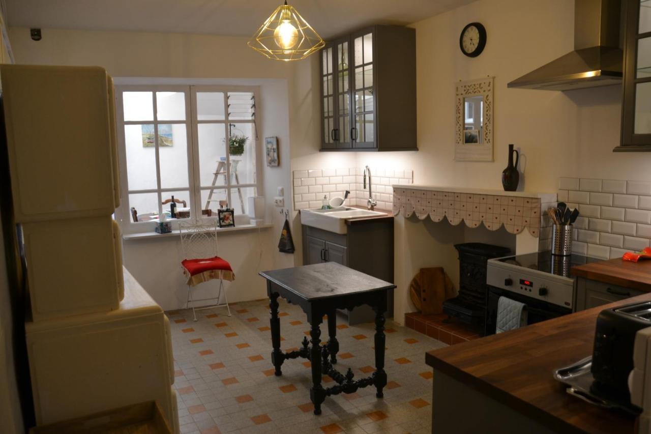St Jean Du Gard : Spacious Apartment With Use Of Pool 생장뒤가르 외부 사진